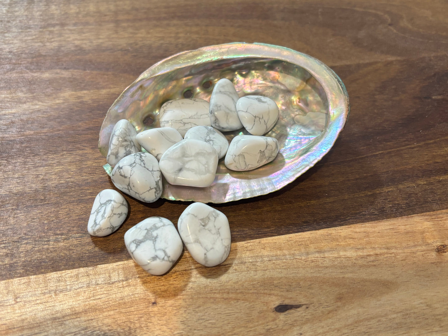 Howlite