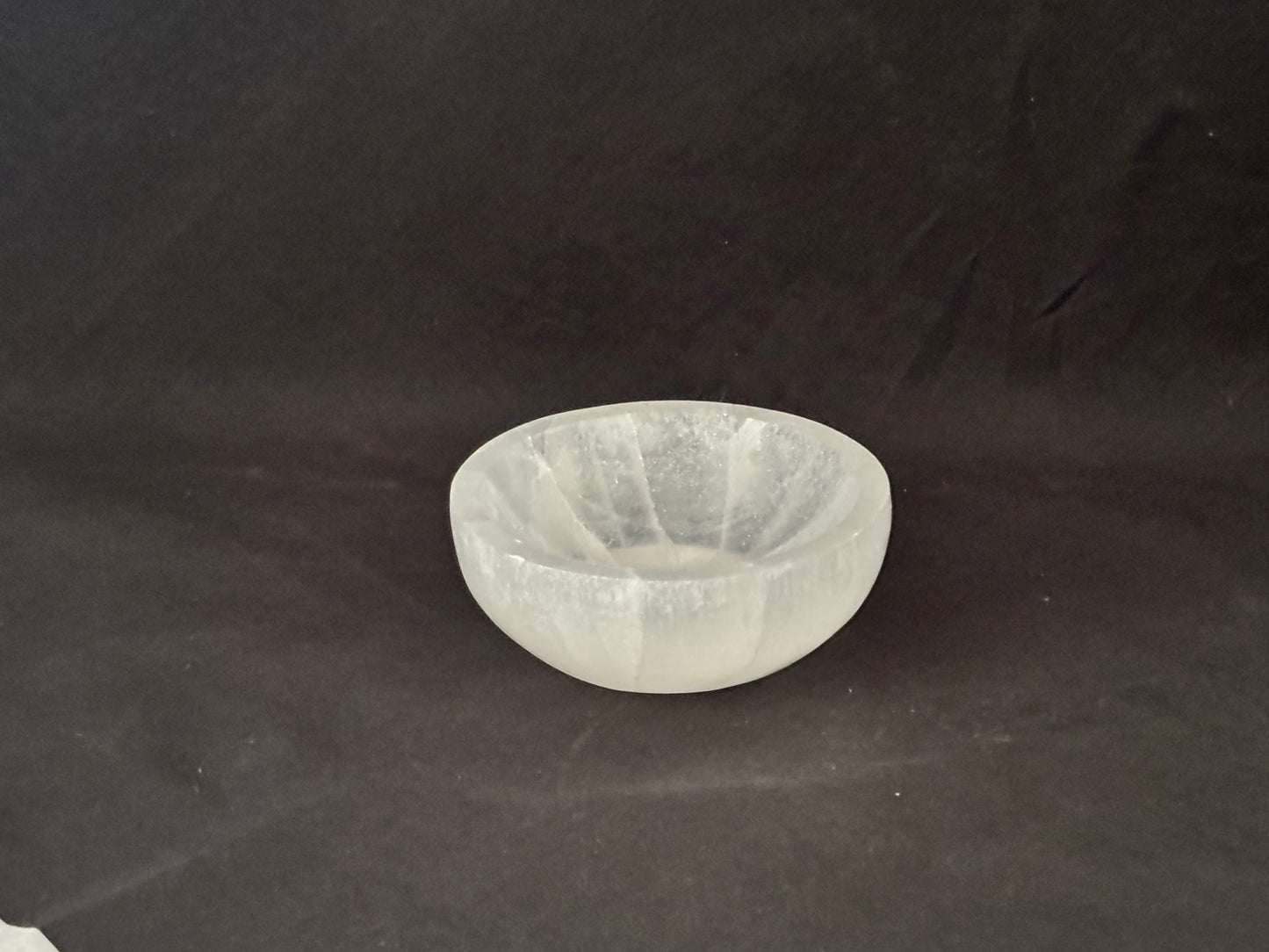 Selenite Bowl (8cm)